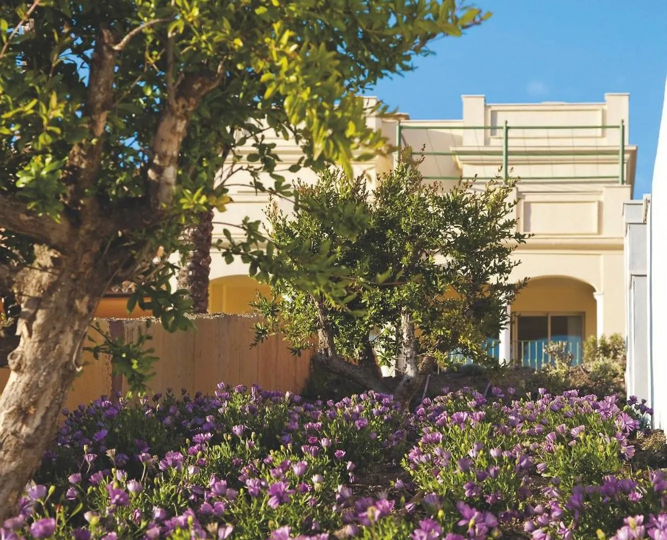 Pierre & Vacances Resort Terrazas Costa Del Sol Manilva 3*,  İspanya